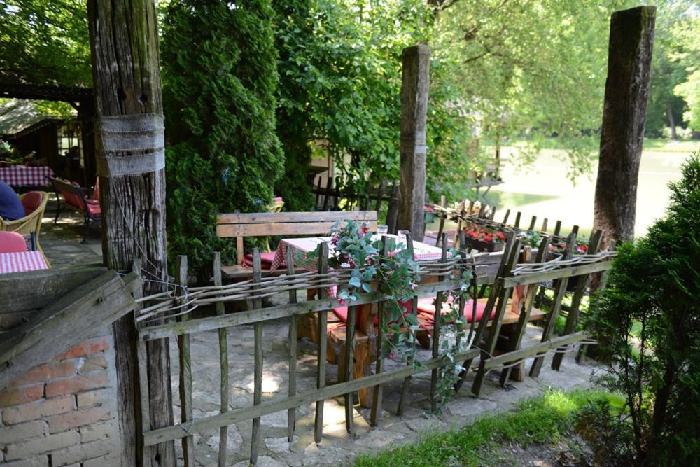 Monia Dream Apartment - Belgrade Lake & Fair Bagian luar foto